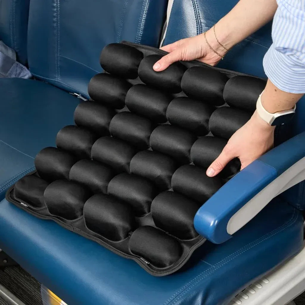 JetPlush – 3D Air‑Cell Travel Cushion